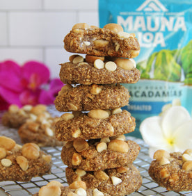 White Chocolate Macadamia Spice Cookies